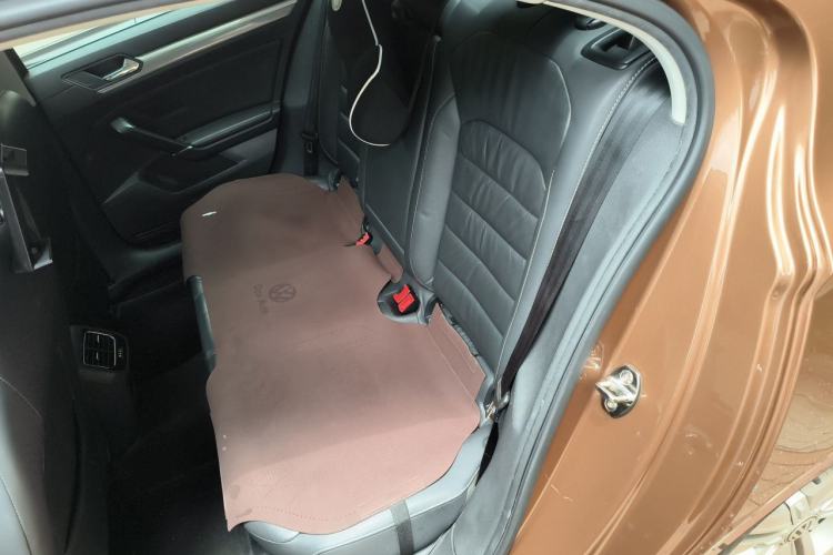 Used Volkswagen Lamando 2015 280TSI DSG Comfort Edition Left Rear Seat