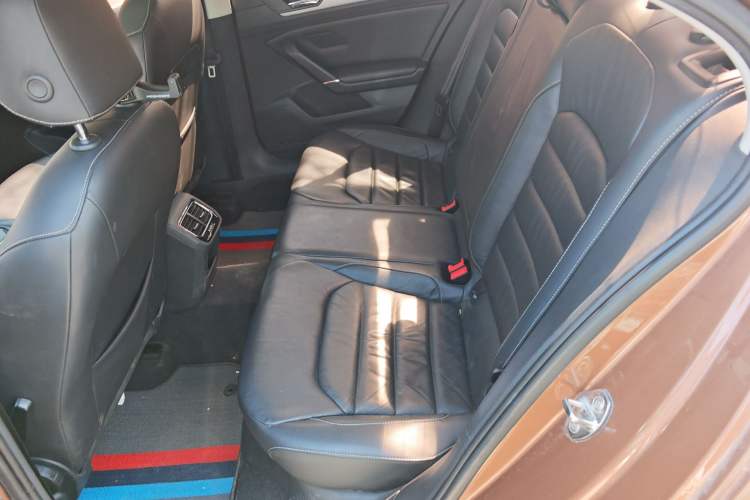 Used Volkswagen Lamando 2015 330TSI DSG Comfort Edition Left Rear Seat