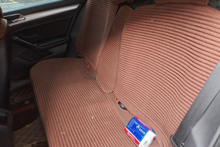 Used Volkswagen Lamando 2015 230TSI DSG Fashion Edition Left Rear Seat