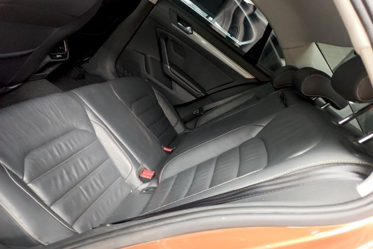 Used Volkswagen Lamando 2015 330TSI DSG Comfort Edition Left Rear Seat