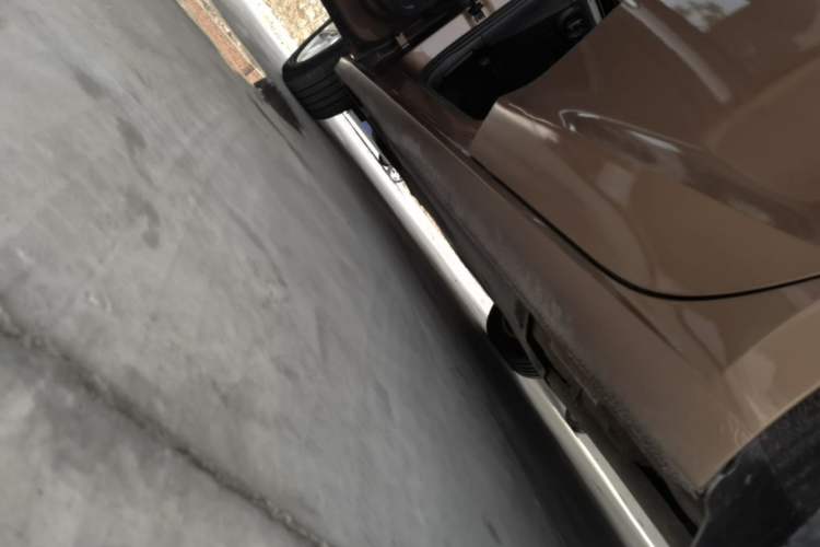 Used Volkswagen Lamando 2015 230TSI DSG Fashion Edition Left Side Sill