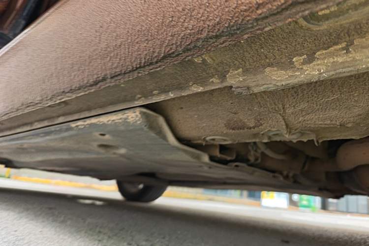 Used Volkswagen Lamando 2015 280TSI DSG Luxury Edition Left Side Sill