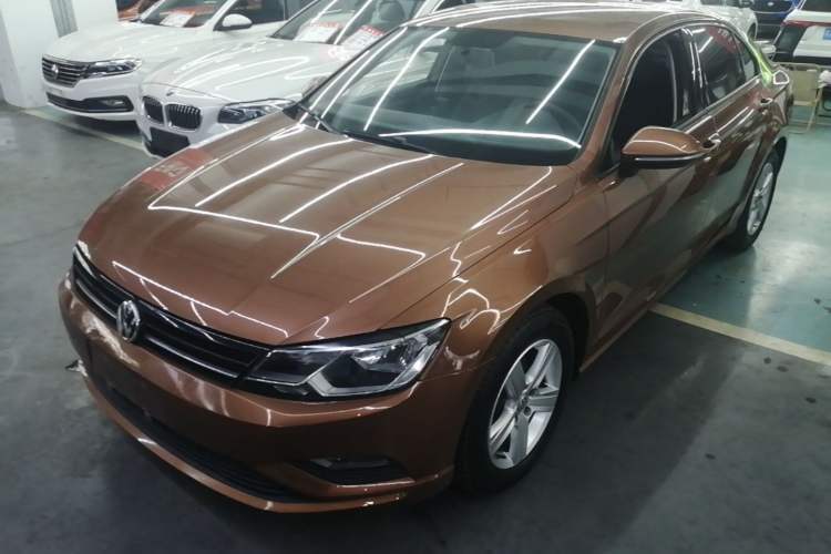 Used Volkswagen Lamando 2015 230TSI DSG Fashion Edition Guazi used car, China used car export, Used car for sale, Used  cars, Cheapest cars for sale