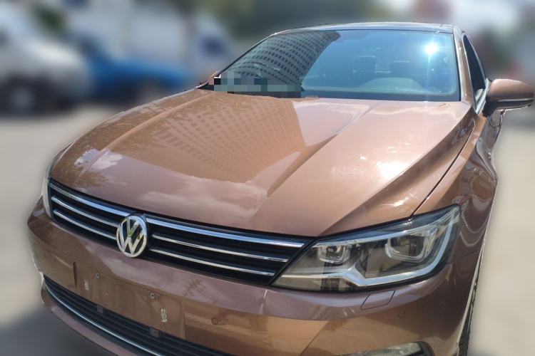 Used Volkswagen Lamando 2015 280TSI DSG Luxury Edition Guazi used car, China used car export, Used car for sale, Used  cars, Cheapest cars for sale