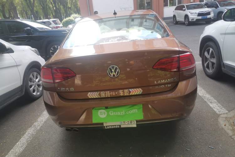 Used Volkswagen Lamando 2015 330TSI DSG Comfort Edition Rear