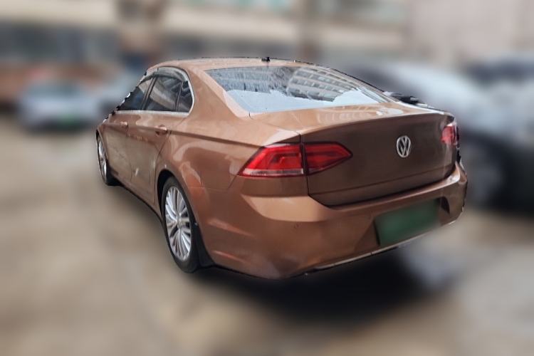 Used Volkswagen Lamando 2015 280TSI DSG Luxury Edition Rear Left 45 Deg