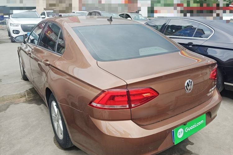 Used Volkswagen Lamando 2015 230TSI DSG Fashion Edition Rear Left 45 Deg