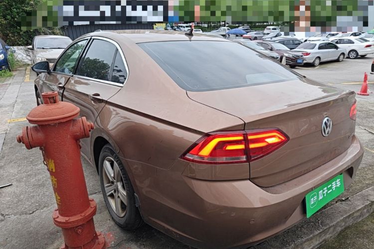 Used Volkswagen Lamando 2015 230TSI DSG Fashion Edition Rear Left 45 Deg