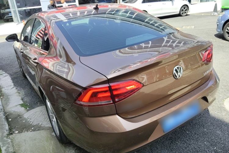 Used Volkswagen Lamando 2015 230TSI DSG Fashion Edition Rear Left 45 Deg
