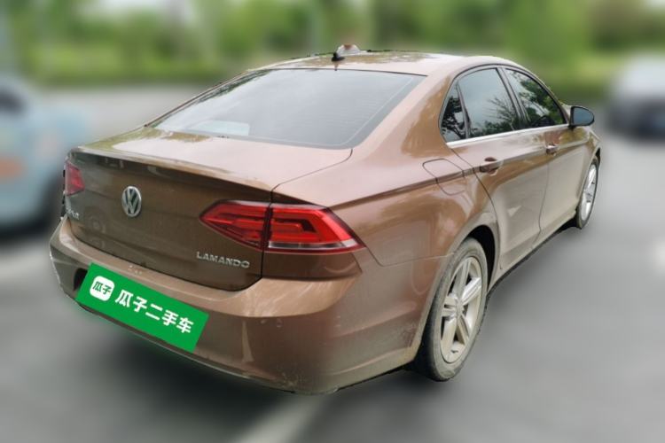 Used Volkswagen Lamando 2015 280TSI DSG Comfort Edition Rear Right 45 Deg