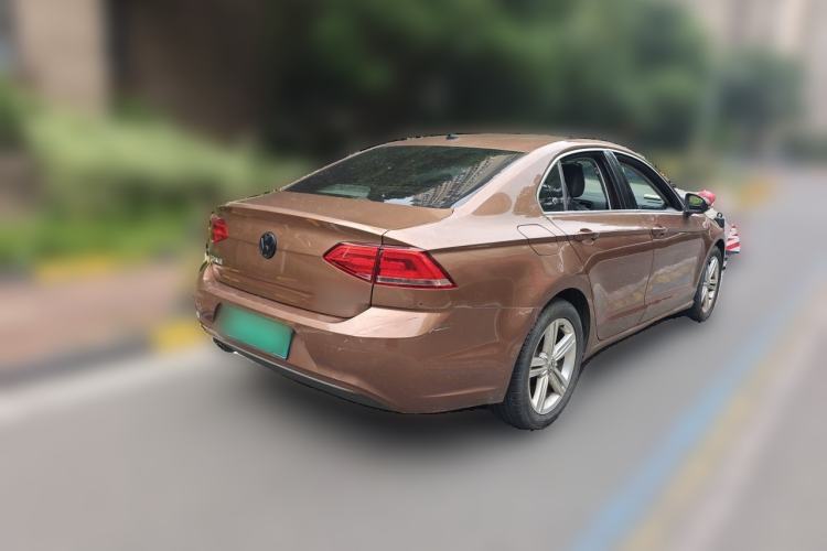 Used Volkswagen Lamando 2015 280TSI DSG Comfort Edition Rear Right 45 Deg