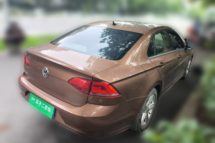 Used Volkswagen Lamando 2015 330TSI DSG Comfort Edition Rear Right 45 Deg