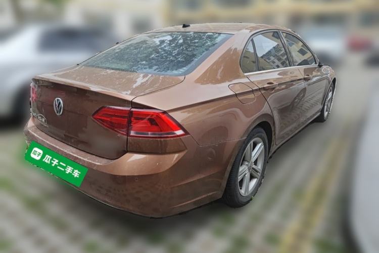 Used Volkswagen Lamando 2015 280TSI DSG Comfort Edition Rear Right 45 Deg