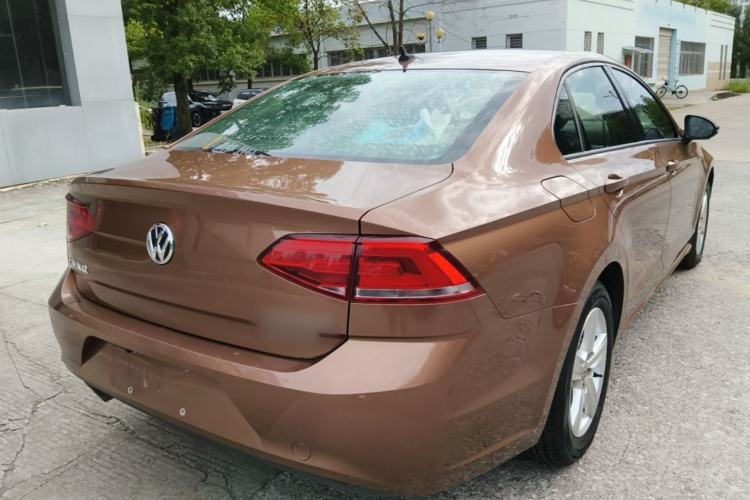 Used Volkswagen Lamando 2015 230TSI DSG Fashion Edition Rear Right 45 Deg