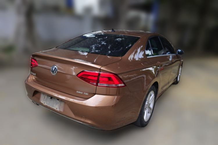 Used Volkswagen Lamando 2015 280TSI DSG Comfort Edition Rear Right 45 Deg