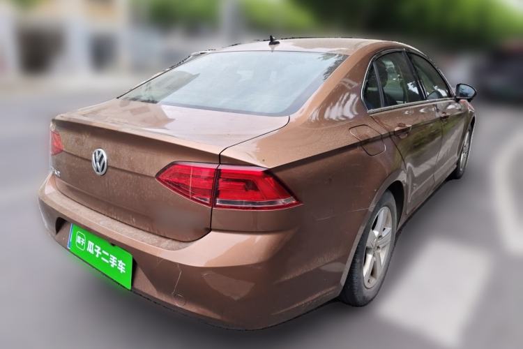 Used Volkswagen Lamando 2015 230TSI DSG Fashion Edition Rear Right 45 Deg