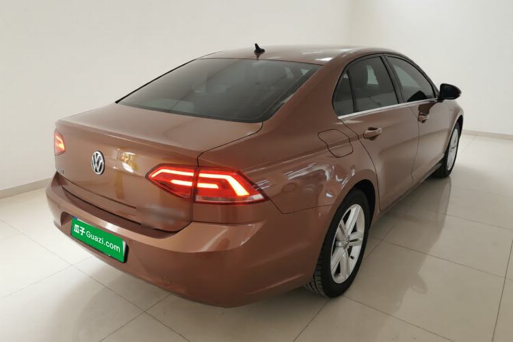 Used Volkswagen Lamando 2015 280TSI DSG Comfort Edition Rear Right 45 Deg