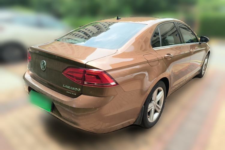 Used Volkswagen Lamando 2015 280TSI DSG Comfort Edition Rear Right 45 Deg