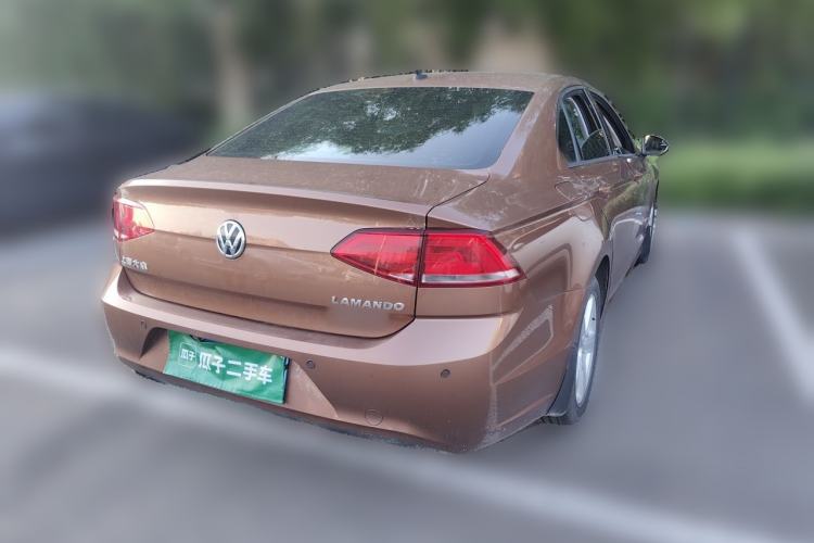 Used Volkswagen Lamando 2015 230TSI Manual Trend Edition Rear Right 45 Deg