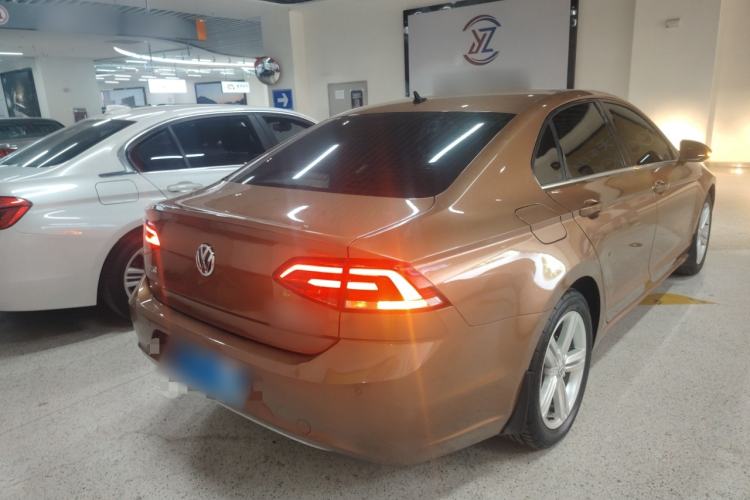 Used Volkswagen Lamando 2015 280TSI DSG Comfort Edition Rear Right 45 Deg