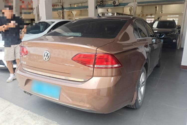 Used Volkswagen Lamando 2015 280TSI DSG Comfort Edition Rear Right 45 Deg