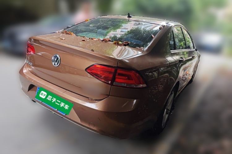 Used Volkswagen Lamando 2015 330TSI DSG Comfort Edition Rear Right 45 Deg