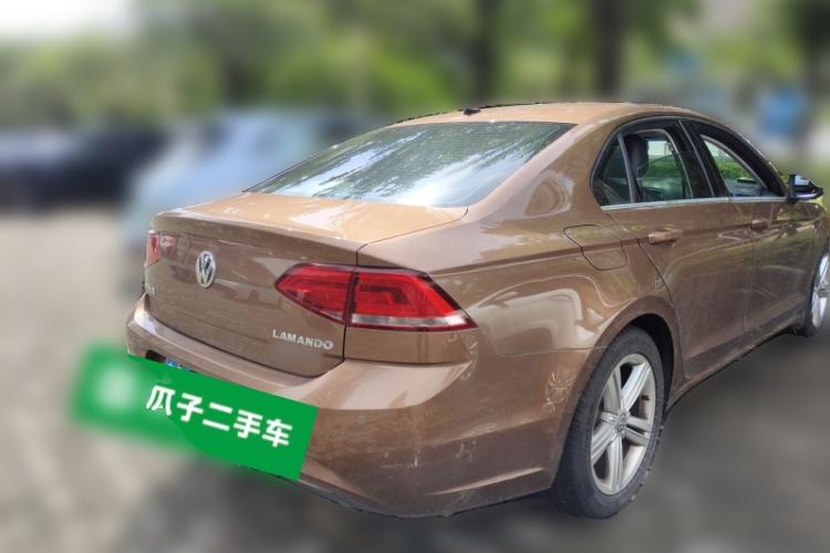 Used Volkswagen Lamando 2015 280TSI DSG Comfort Edition Rear Right 45 Deg