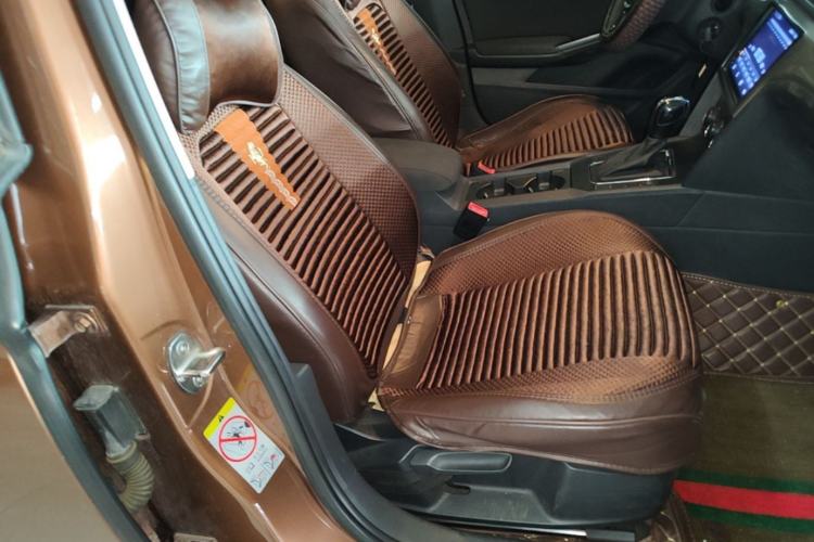Used Volkswagen Lamando 2015 230TSI DSG Fashion Edition Right Front Seat
