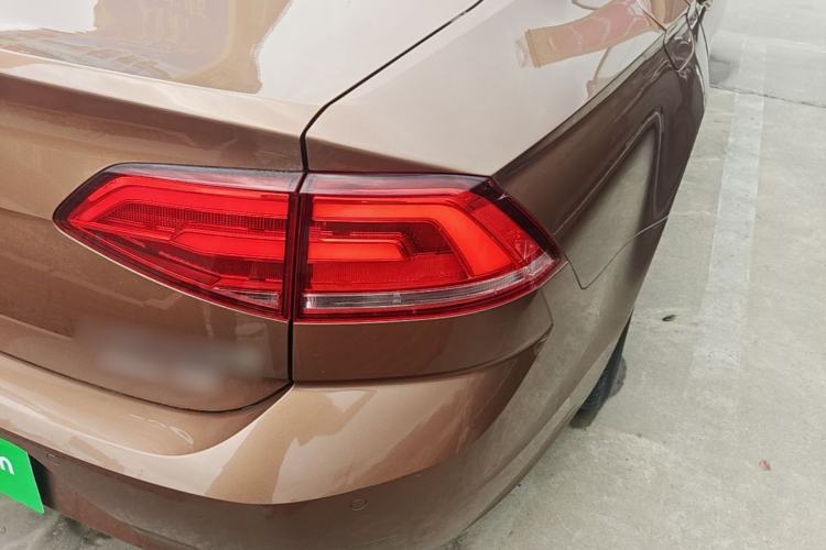 Used Volkswagen Lamando 2015 230TSI DSG Fashion Edition Right Rear Taillight