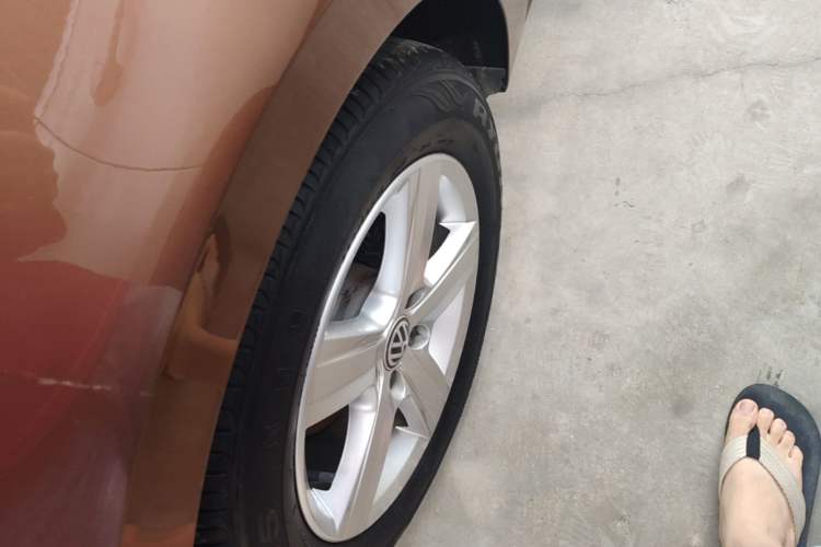 Used Volkswagen Lamando 2015 230TSI DSG Fashion Edition Right Rear Wheel Hub