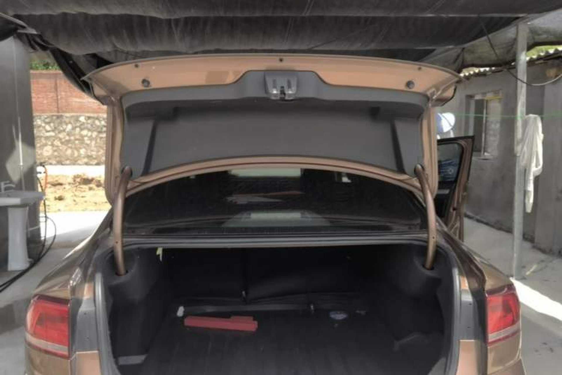 Used Volkswagen Lamando 2015 230TSI DSG Fashion Edition Trunk
