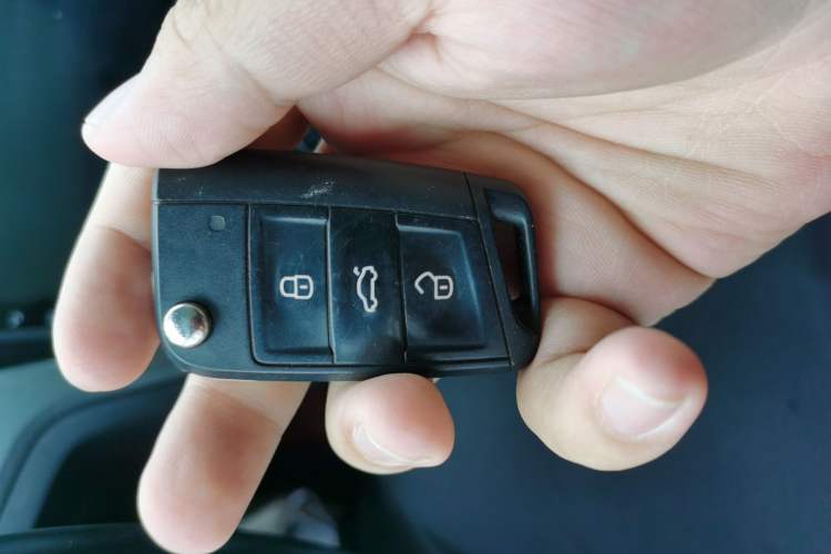 Used Volkswagen Lamando 2015 280TSI DSG Comfort Edition Vehicle Key