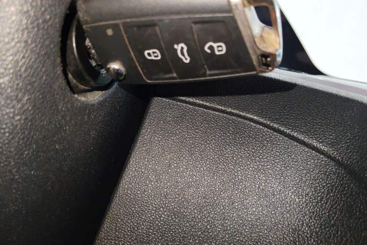 Used Volkswagen Lamando 2015 280TSI DSG Comfort Edition Vehicle Key