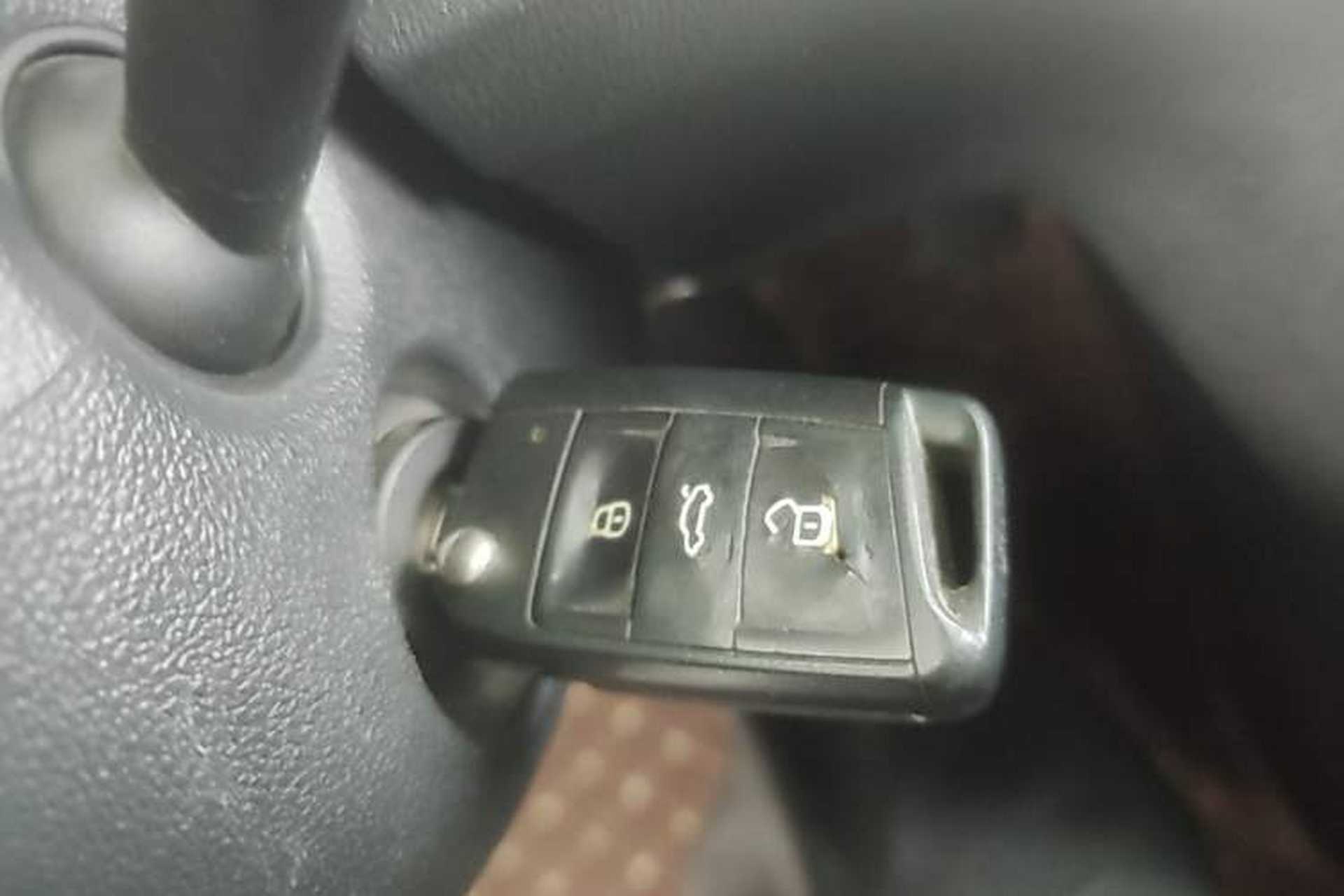 Used Volkswagen Lamando 2015 230TSI DSG Fashion Edition Vehicle Key