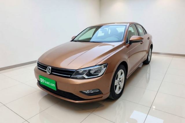 Ojetý Volkswagen Lamando 2015 230TSI Manual Trend Edition