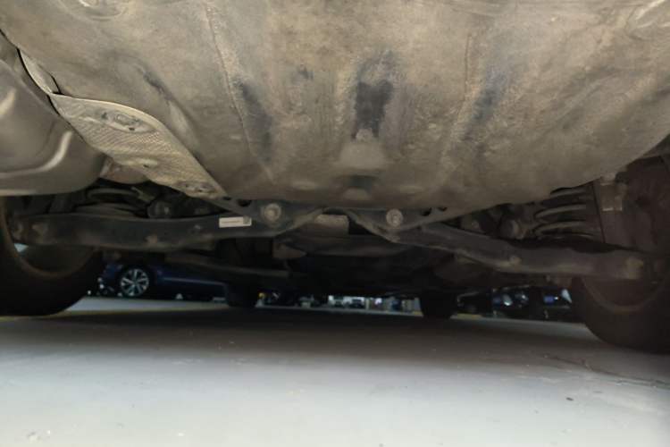Used Volkswagen Lamando 2015 230TSI Manual Trend Edition Chassis Rear
