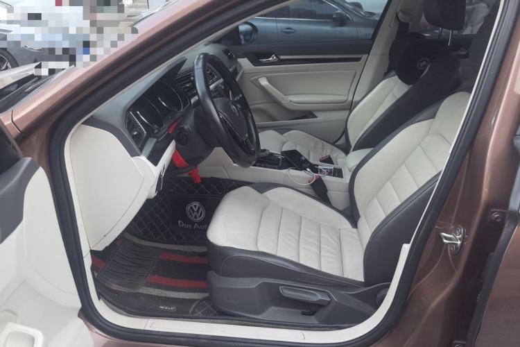 Used Volkswagen Lamando 2015 280TSI DSG Comfort Edition Driver Seat