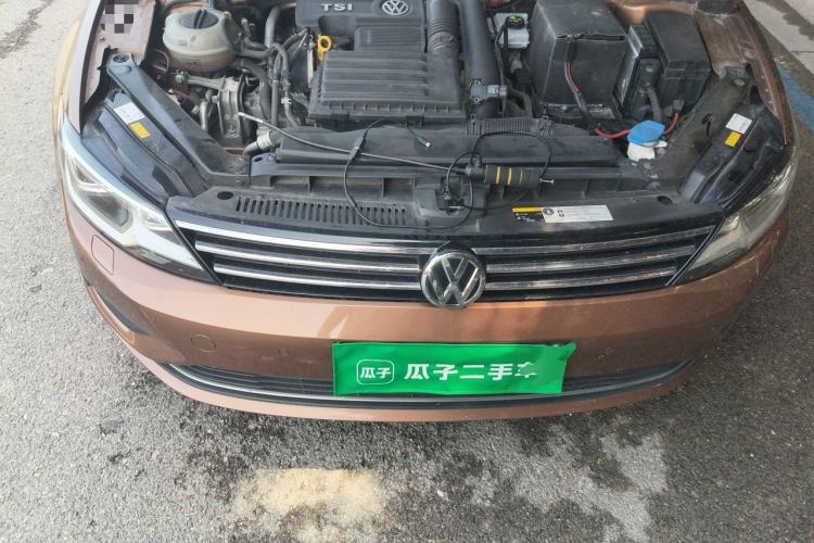 Used Volkswagen Lamando 2015 280TSI DSG Luxury Edition Engine Bay