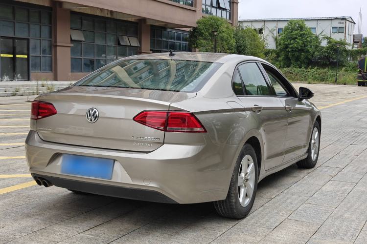 Used Volkswagen Lamando 2015 230TSI DSG Fashion Edition Exterior 5