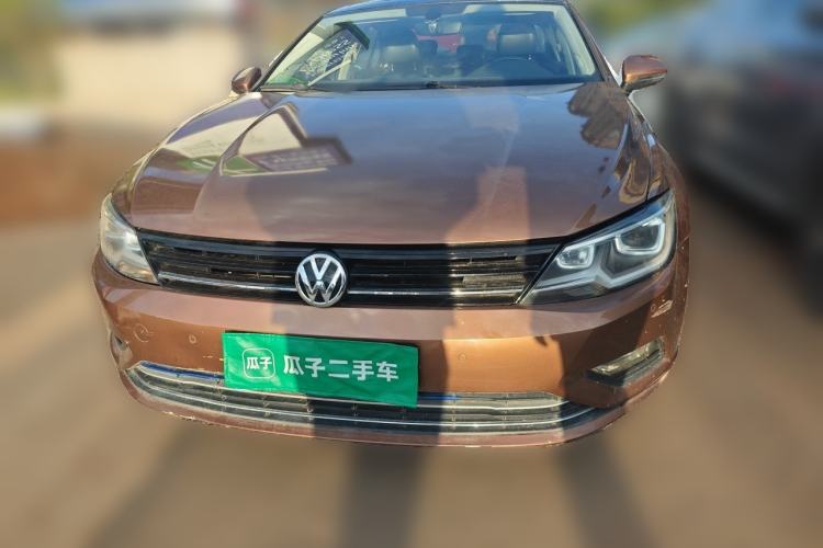 Used Volkswagen Lamando 2015 330TSI DSG Comfort Edition Front