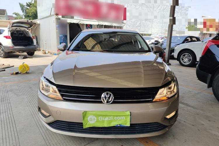 Used Volkswagen Lamando 2015 230TSI Manual Trend Edition Front