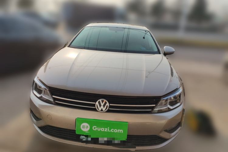 Used Volkswagen Lamando 2015 230TSI DSG Fashion Edition Front