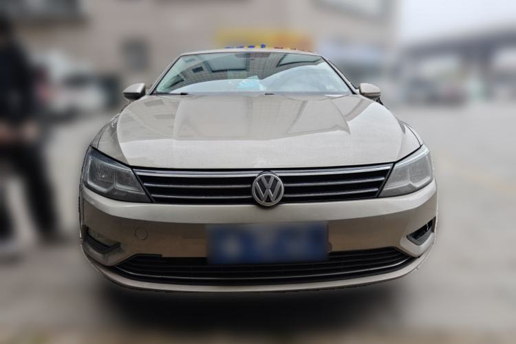 Used Volkswagen Lamando 2015 230TSI DSG Fashion Edition Front