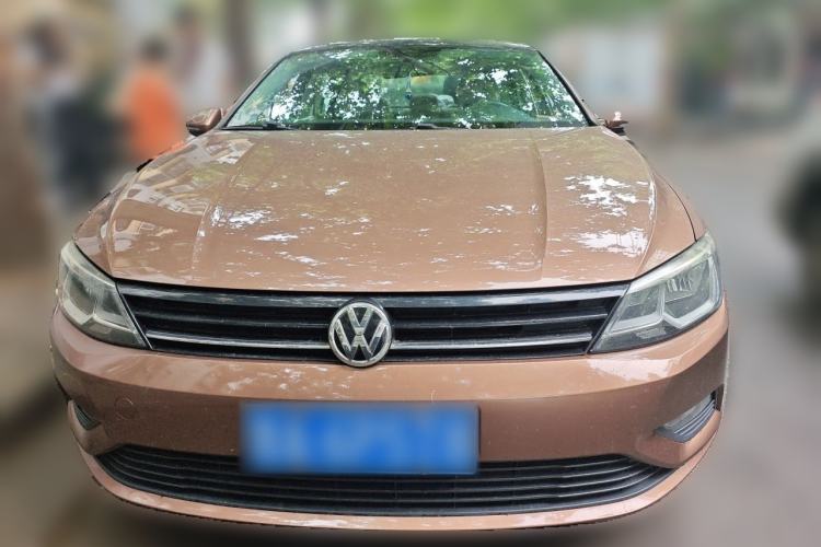 Used Volkswagen Lamando 2015 230TSI Manual Trend Edition Front