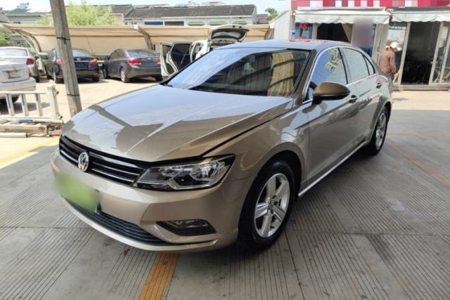 Used Volkswagen Lamando 2015 230TSI Manual Trend Edition