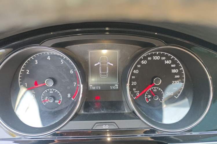 Used Volkswagen Lamando 2015 280TSI DSG Comfort Edition Instrument Cluster