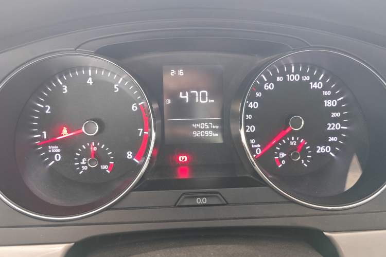 Used Volkswagen Lamando 2015 230TSI Manual Trend Edition Instrument Cluster