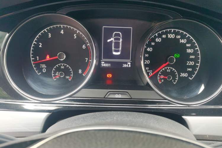Used Volkswagen Lamando 2015 330TSI DSG Comfort Edition Instrument Cluster