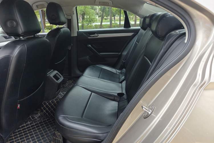 Used Volkswagen Lamando 2015 230TSI DSG Fashion Edition Interior 5