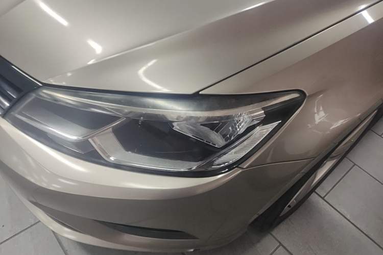 Used Volkswagen Lamando 2015 280TSI DSG Comfort Edition Left Front Headlight